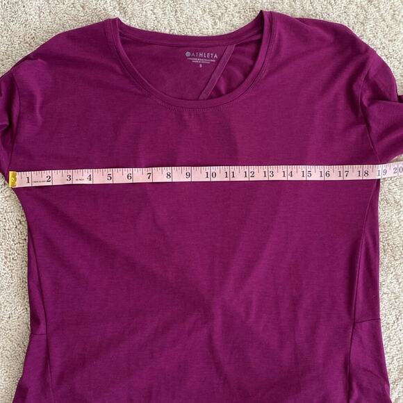 ATHLETA WOMENS ESSENCE TWIST LONG SLEEVE TOP IN Exotic Fuchsia Size M - Picture 10 of 12